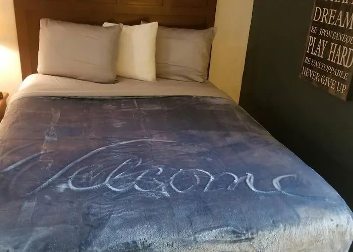Hotel 2 Queen Beds Hotel Room 128 Booking