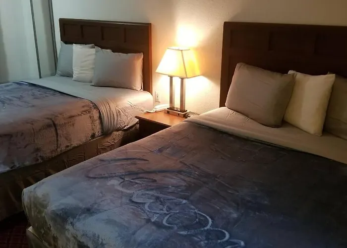 Hotel 2 Queen Beds Hotel Room 128 Booking