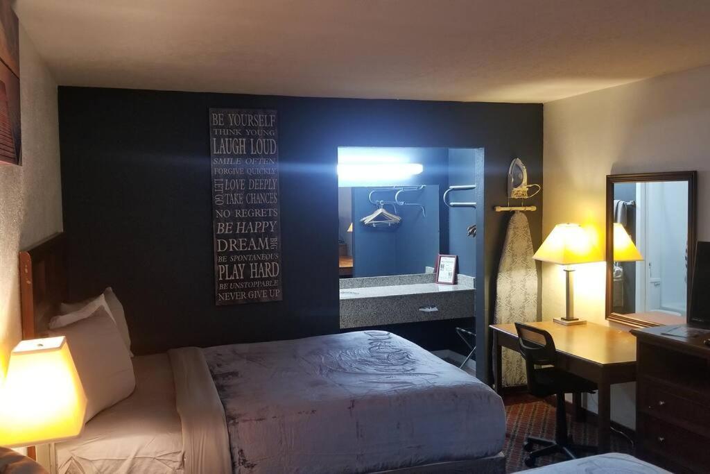 Apartment 2 Queen Beds 128